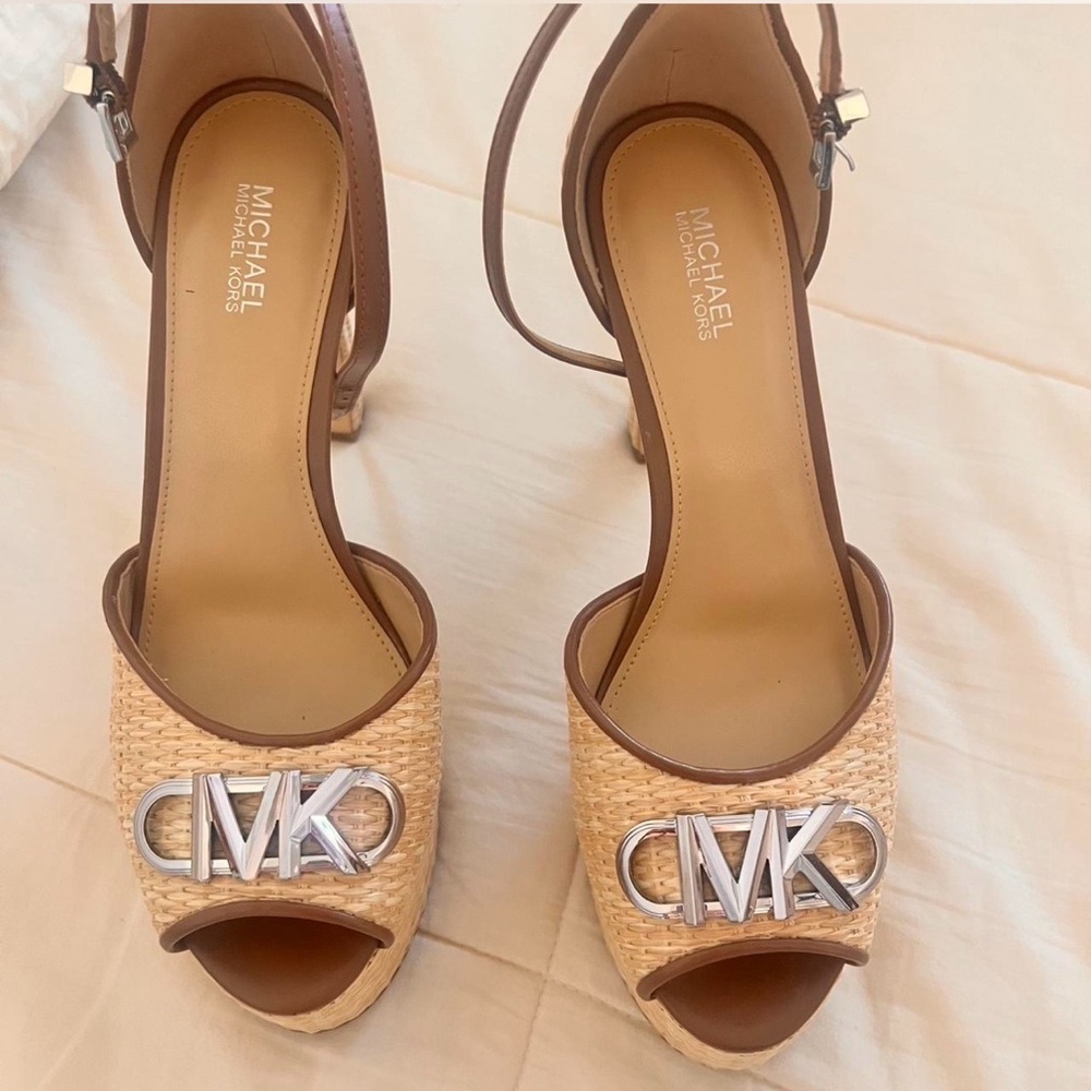 Michael Kors Beige and Brown Heels
